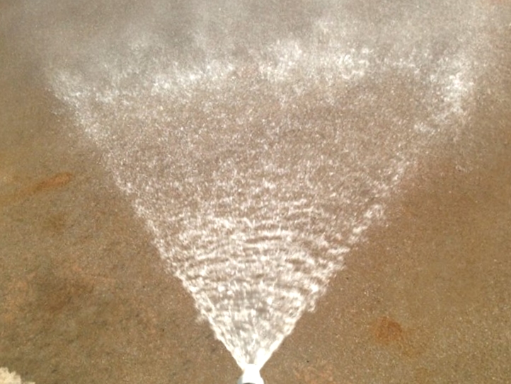Насадка для полива на садовый шланг 